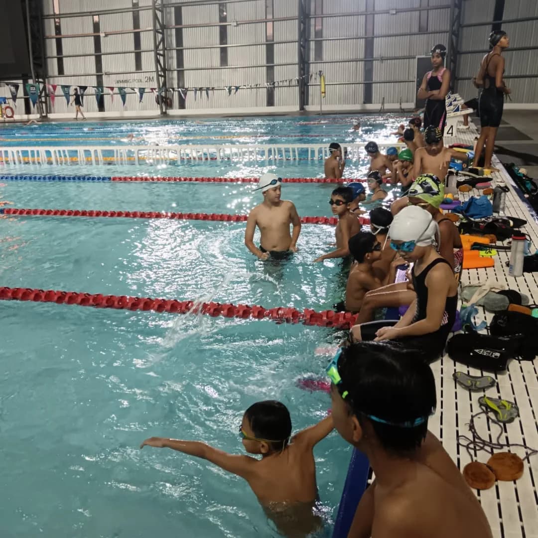 Kids Swimming Class photo 2