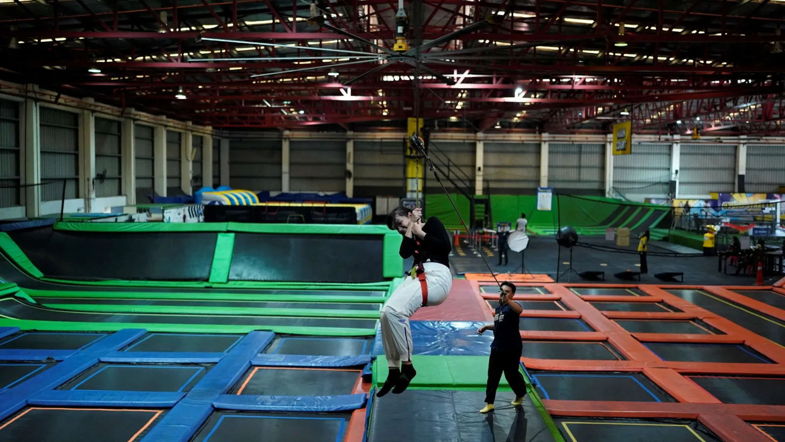 Jump Street Asia photo 2