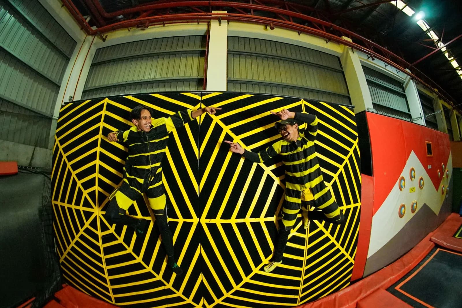 Jump Street Asia photo 3