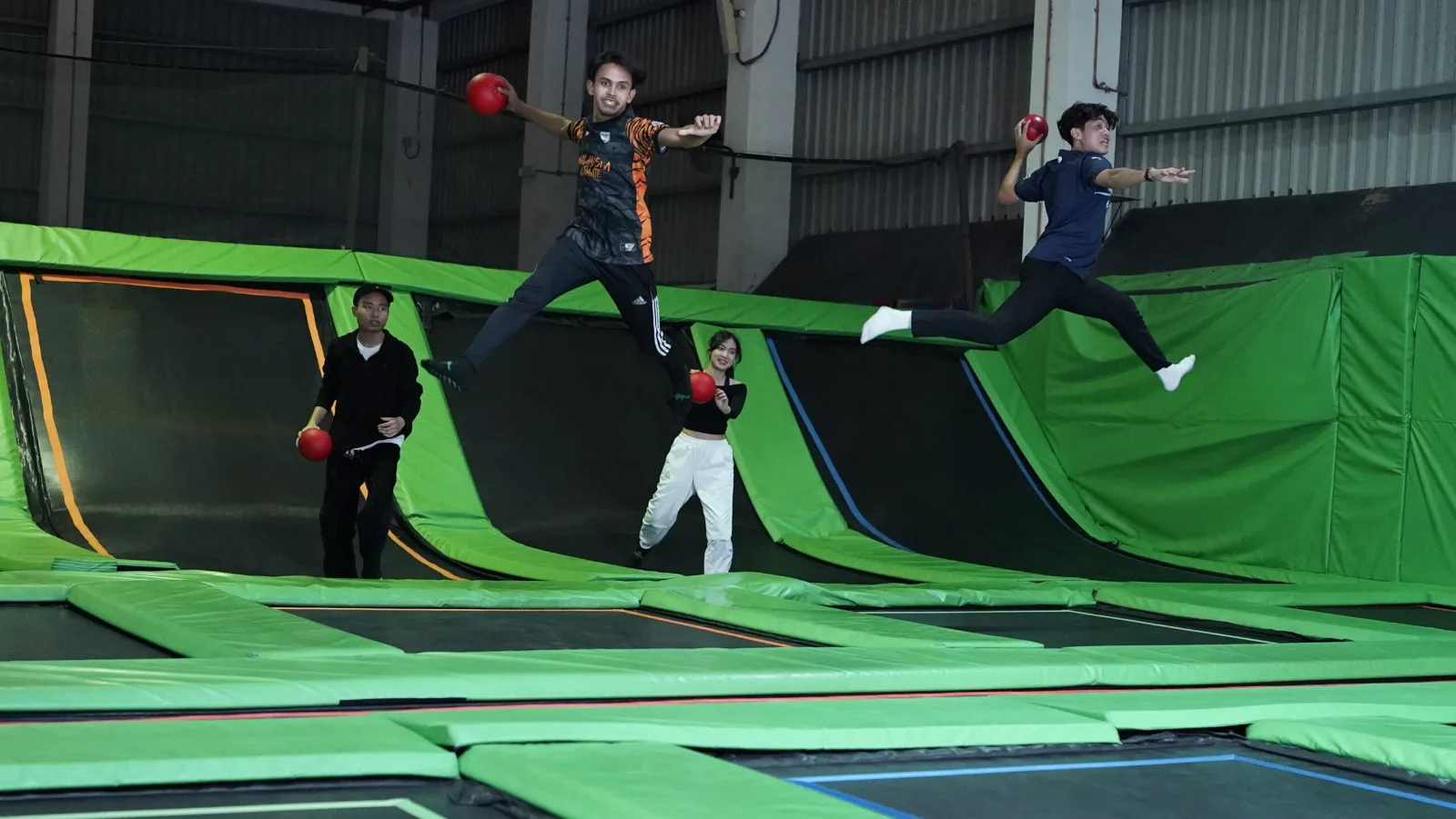 Jump Street Asia photo 5